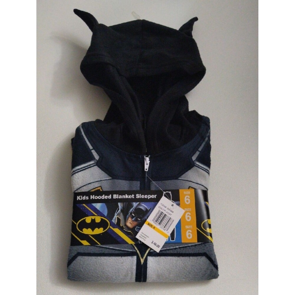 Batman Kids Hooded Blanket Sleeper - Black/Grey, Size 6 New